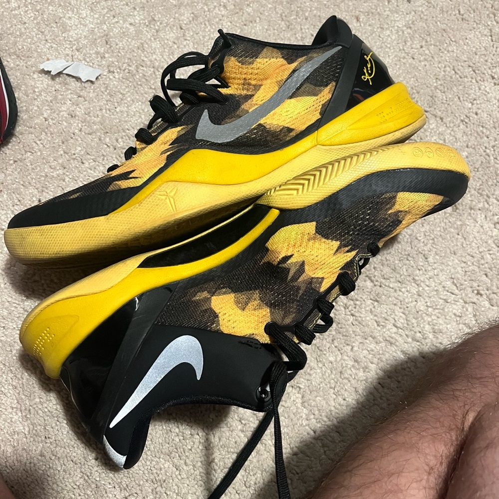 Nike Kobe 8 Sulfur/Electric 
2012 production date